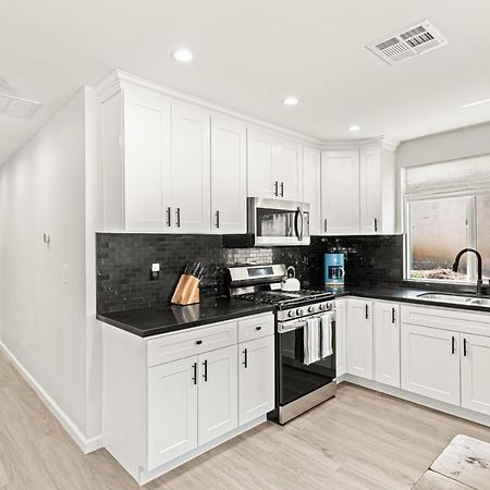 Estepa Unit #3 By Pmi Thousand Oaks Exterior foto
