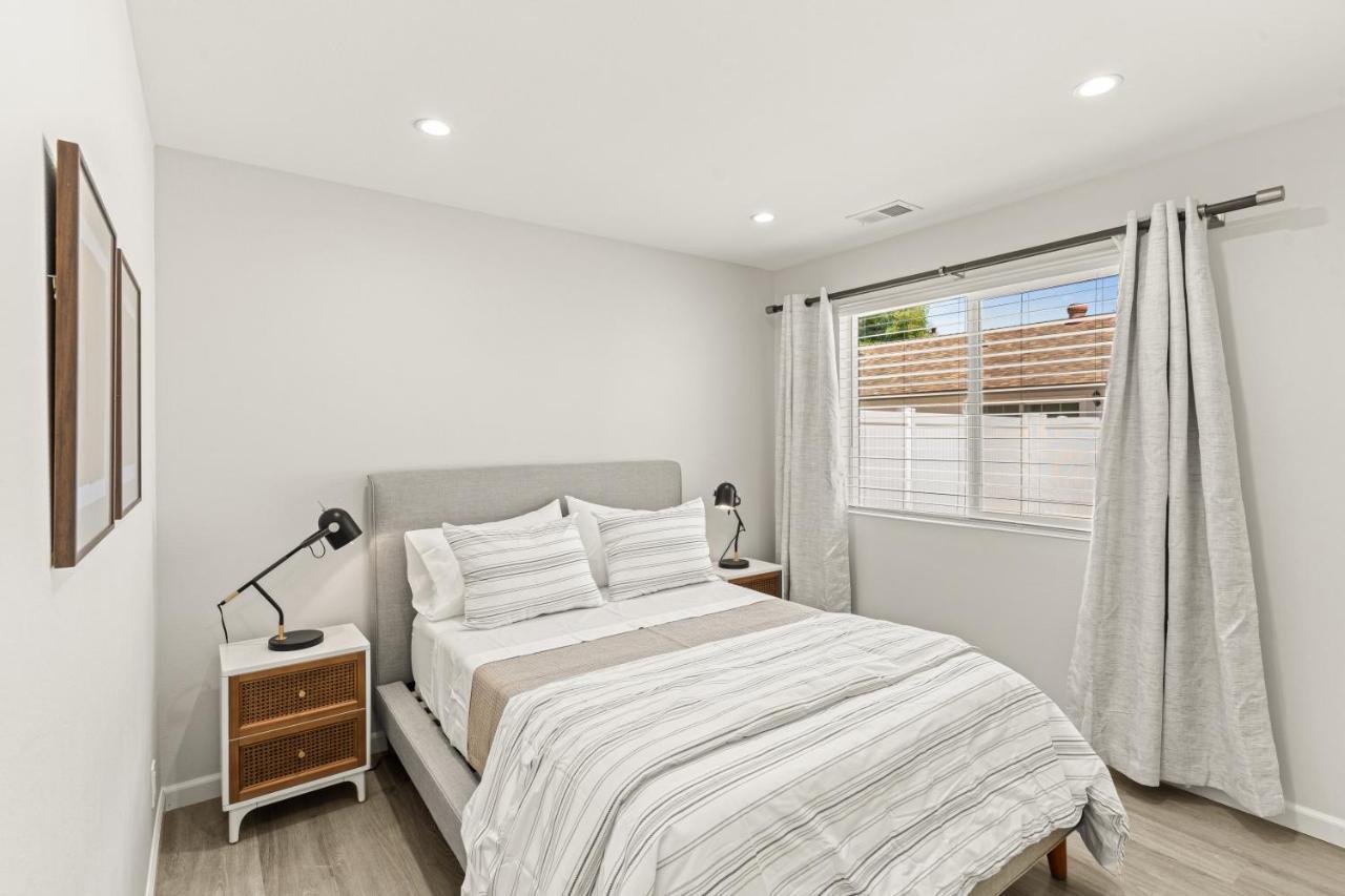 Estepa Unit #3 By Pmi Thousand Oaks Exterior foto