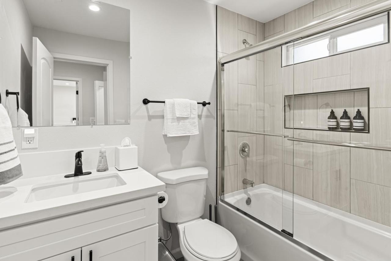 Estepa Unit #3 By Pmi Thousand Oaks Exterior foto
